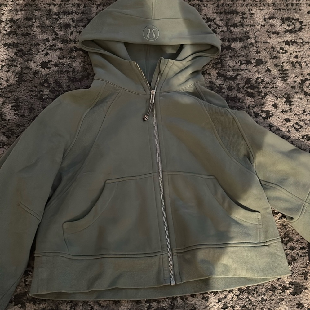 Lululemon scuba